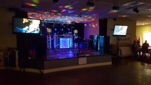 Medium Hi-Tech Karaoke-Disco Rig with large TV screens