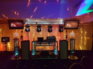 Medium Hi-Tech Karaoke-Disco Rig (white)
